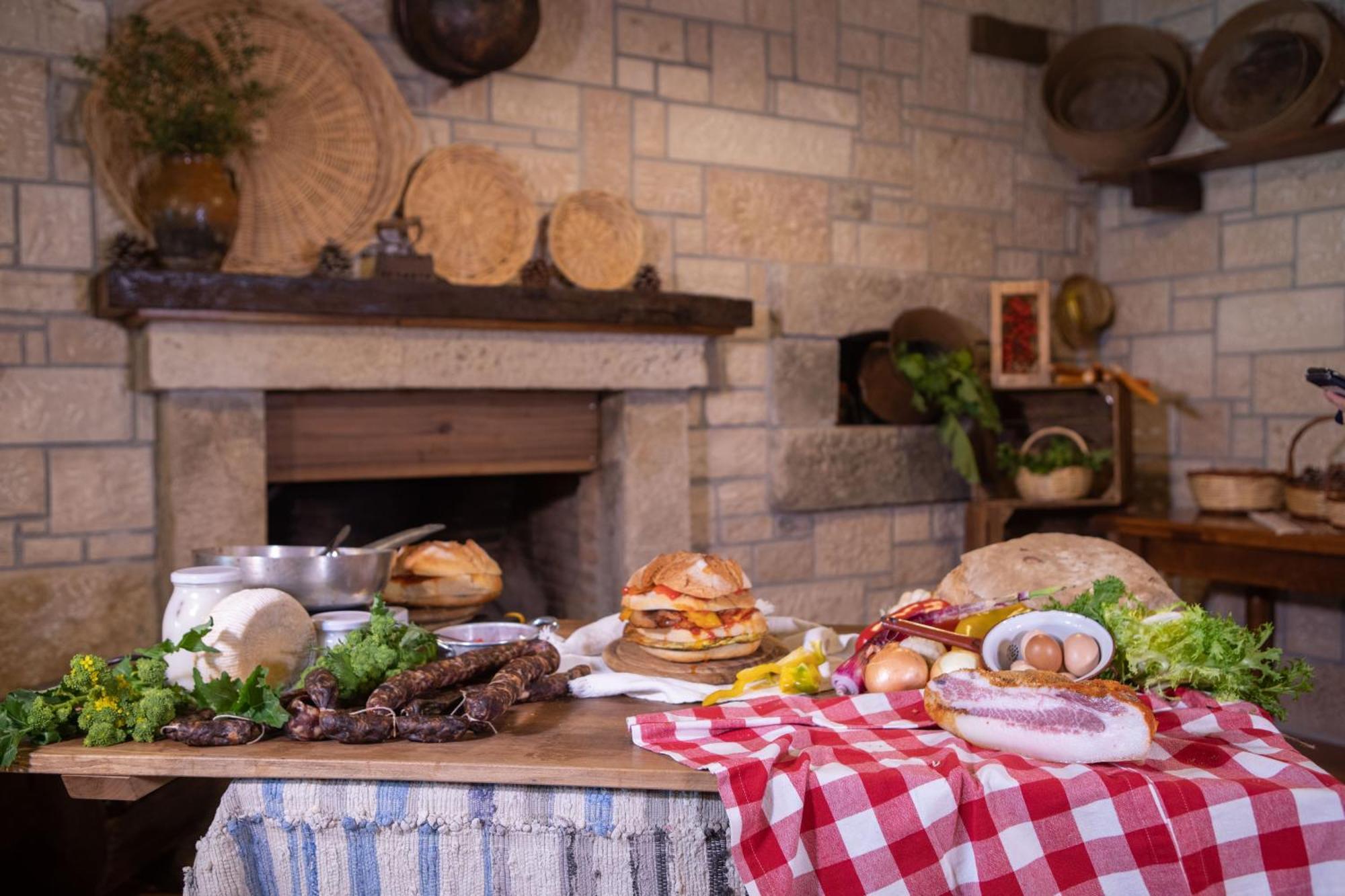 Agriturismo Terra E Sapori Campodipietra Exteriér fotografie