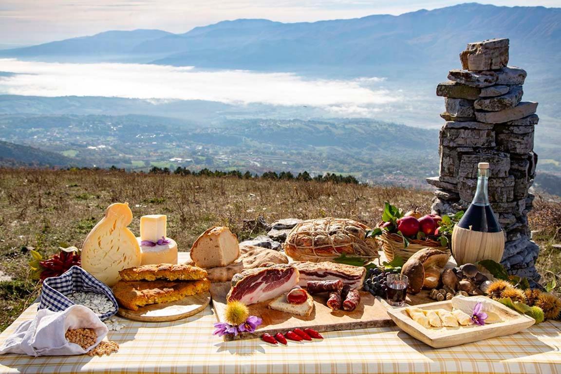 Agriturismo Terra E Sapori Campodipietra Exteriér fotografie